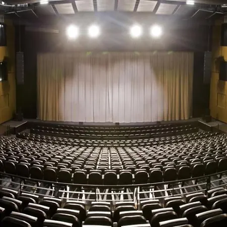 La Des Secrets / Parking / Wifi Apartment